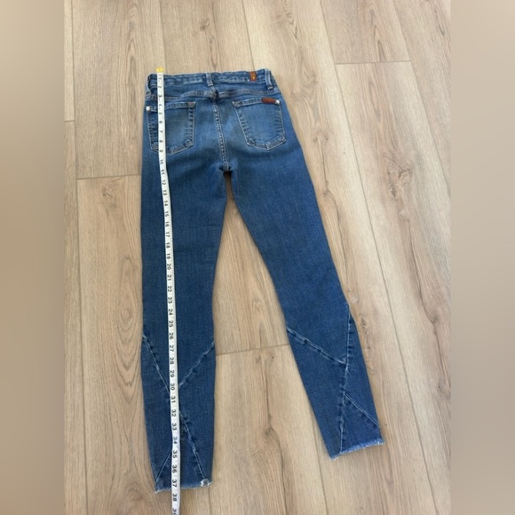 7 For All Mankind Skinny Jeans 👖 - Picture 3 of 10